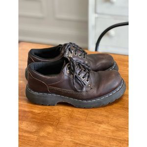 Vintage 90s Dr. Martens in brown leather classic